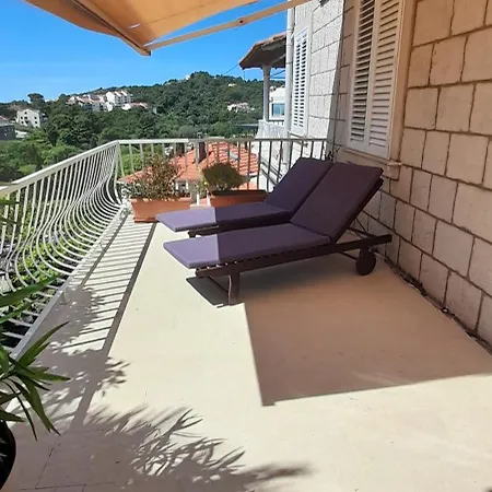 Dube Apartment, 100m