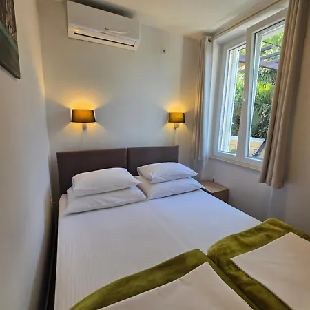 Dube Apartment, 100m Dubrovnik